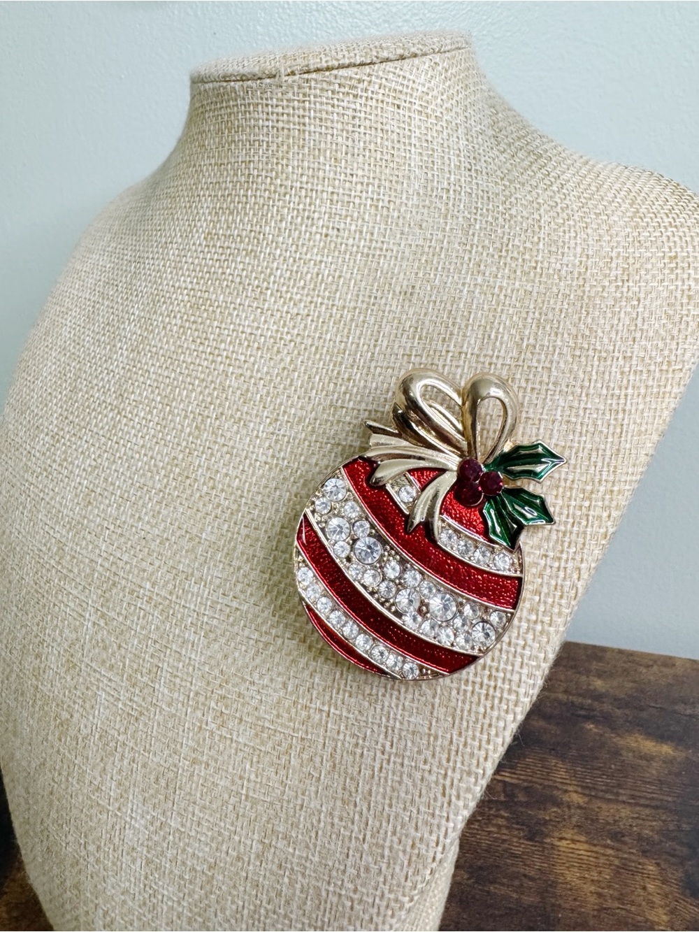 Christmas Holiday Ornament Brooch Pin Red Gold Enamel Metal Clear Rhinestones